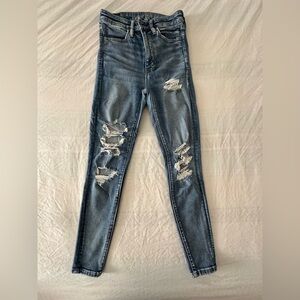 American Eagle Highest Rise Jeggings. Size 2 regular